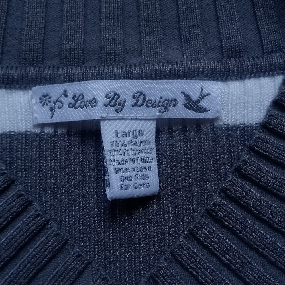 V-neck Sweater - Picture 2 of 5